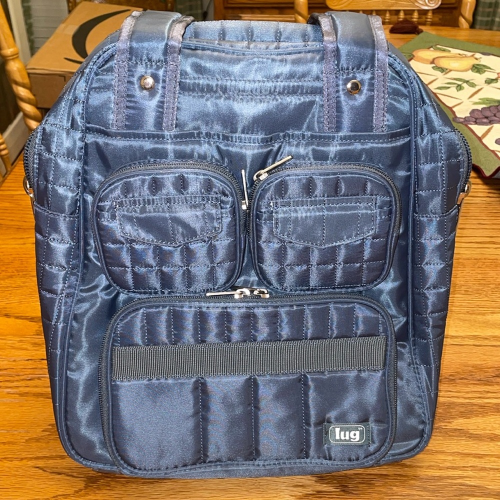 LUG Puddle Jumper Travel Tote. Excellent Clean Condition. Charcoal Gray.